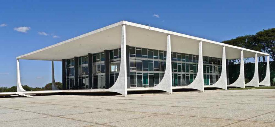Supreme Federal Court, Oscar Niemeyer