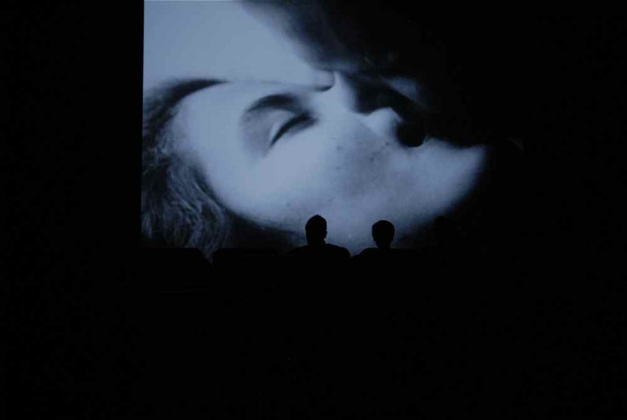 Screen Kiss