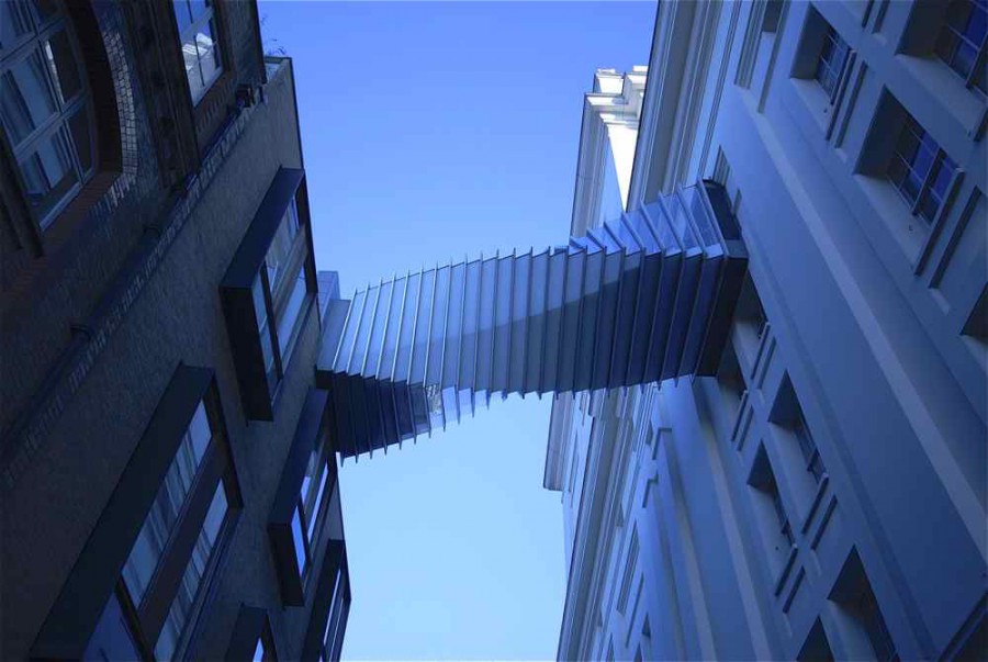 Twisted Throughway 