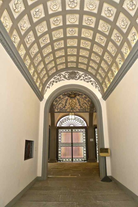 Florentine Entrances